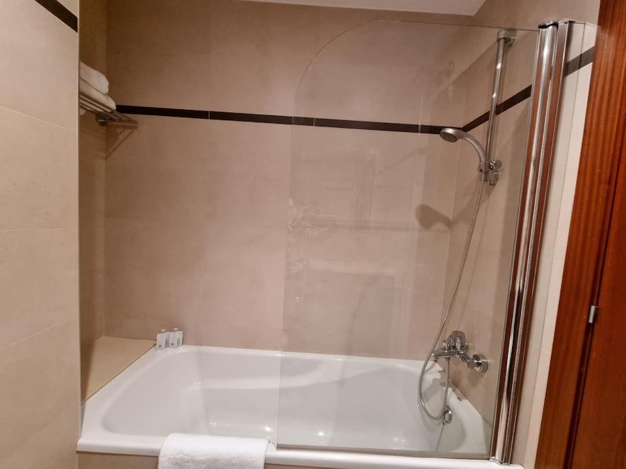 604B - Apartamento Con Garaje Οβιέδο Εξωτερικό φωτογραφία